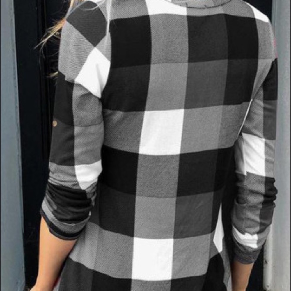 Black + White Plaid Top - Picture 2 of 7